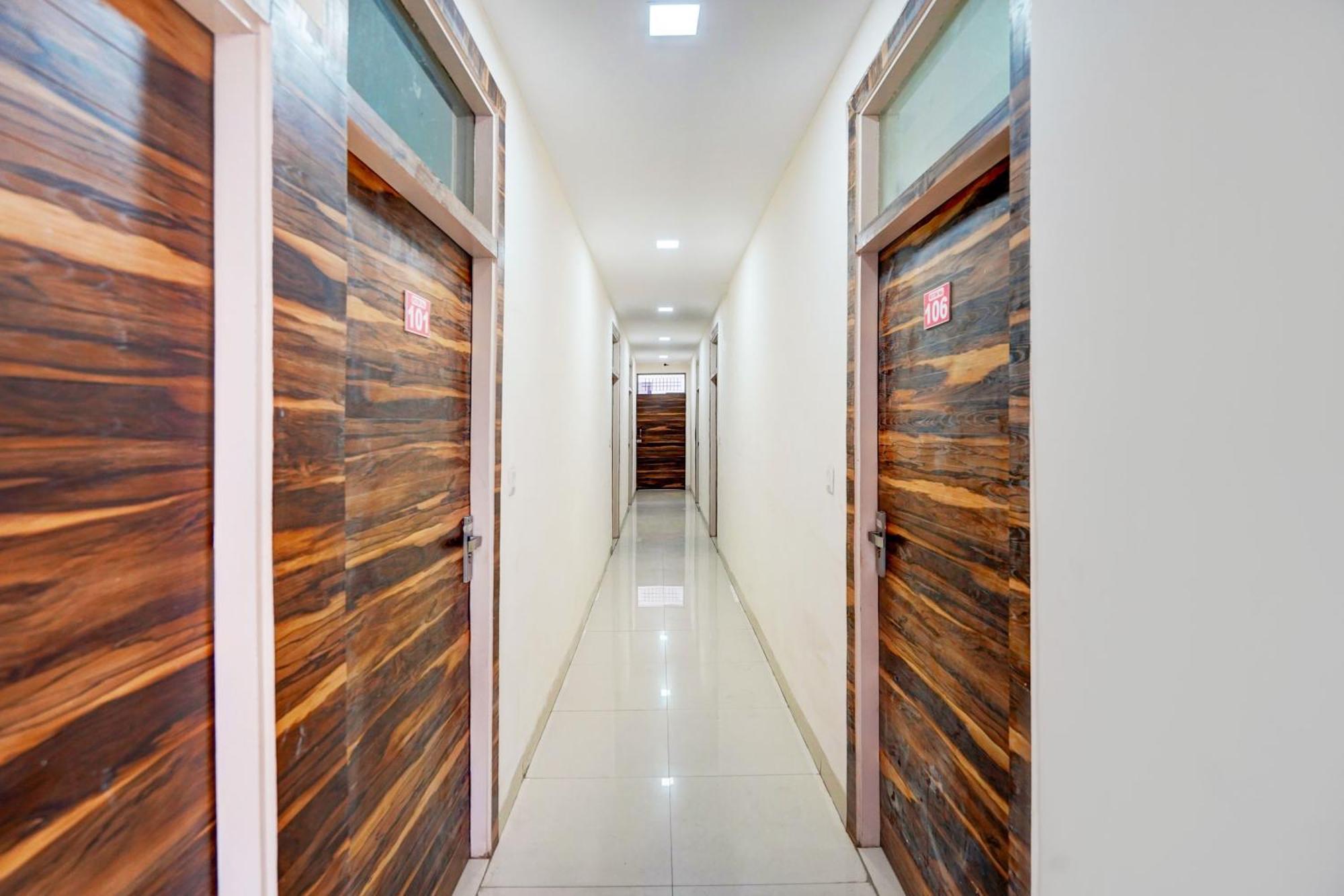 Hotel O Marina Ghaziabad Dış mekan fotoğraf